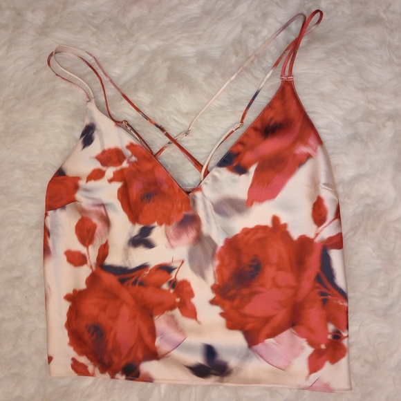 VICTORIA'S SECRET CAMI - Picture 11 of 16